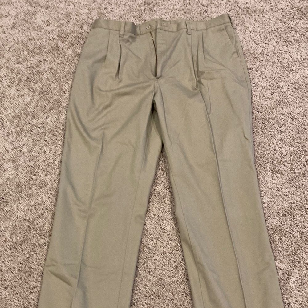 Wrangler slacks mens XL gently used